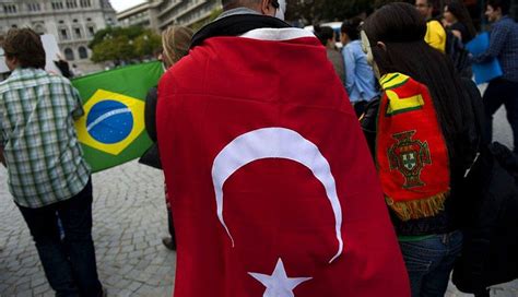 K­ö­t­ü­n­ü­n­ ­K­ö­t­ü­l­e­r­i­:­ ­T­ü­r­k­i­y­e­ ­v­e­ ­B­r­e­z­i­l­y­a­